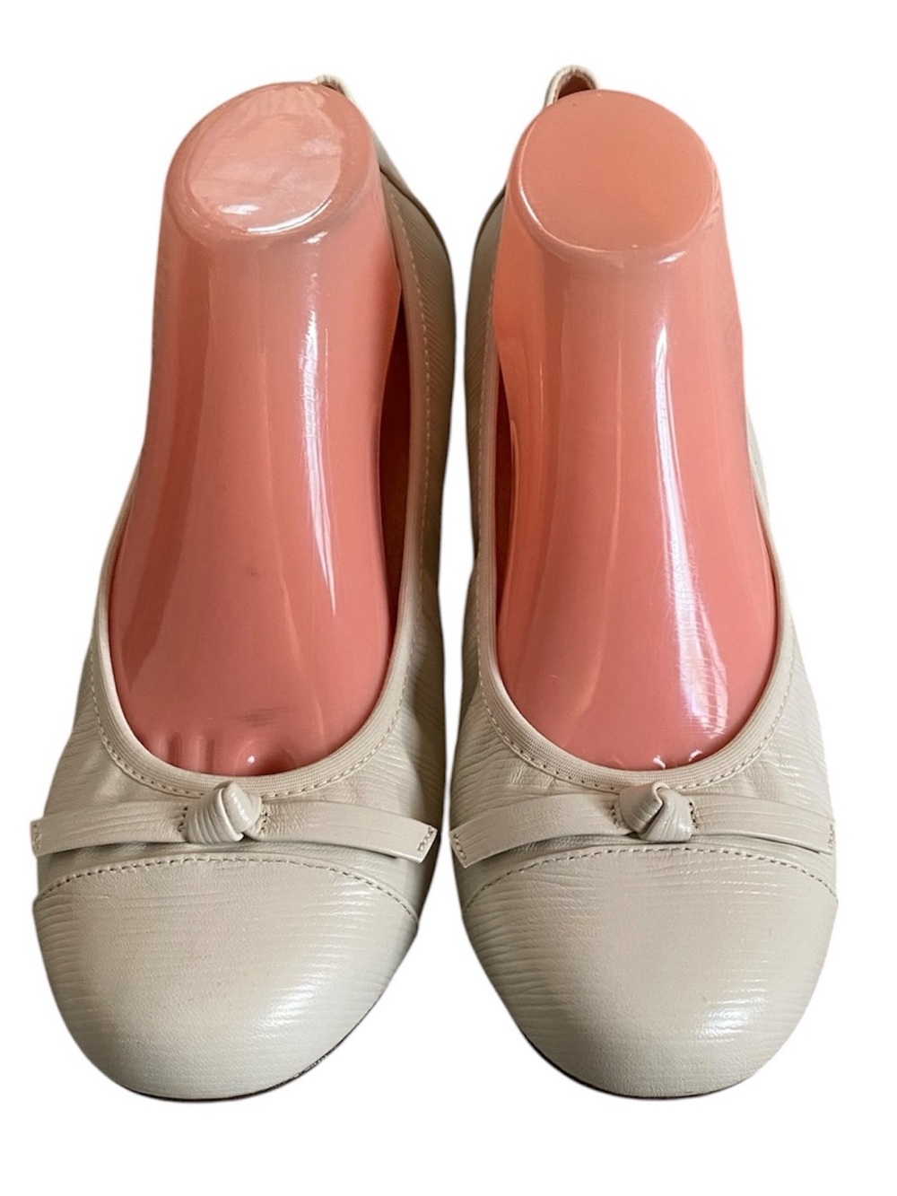 Vionic Amorie skimmer cream embossed leather ballet flats